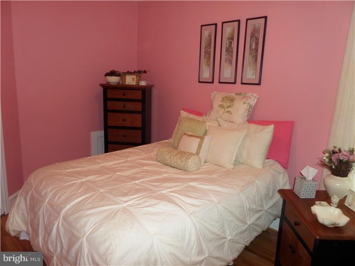 540 Roxborough Avenue Philadelphia, PA 19128 - Photo 12 of 25 Bedroom 2