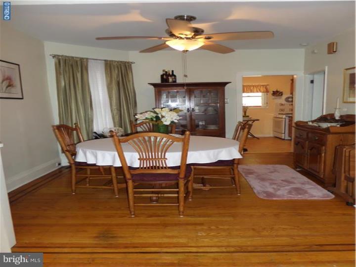 540 Roxborough Avenue Philadelphia, PA 19128 - Photo 6 of 25 Dining Room