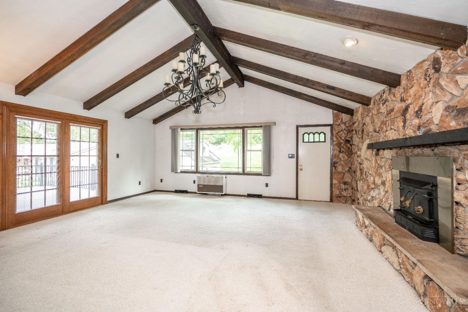 3836 Hubble Road Cincinnati, OH 45247 - Photo 8 of 35