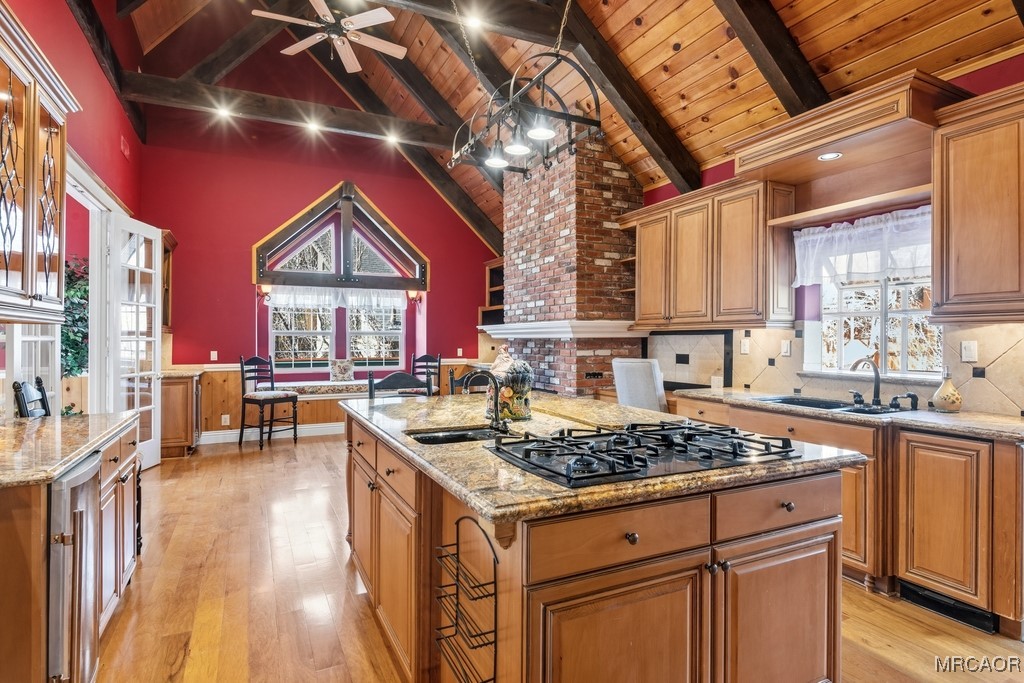 28070 West Shore Road Lake Arrowhead, CA 92352 - Photo 13 of 39