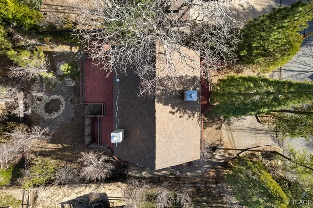 $949,000 | 28070 West Shore Road, Lake Arrowhead, CA 92352