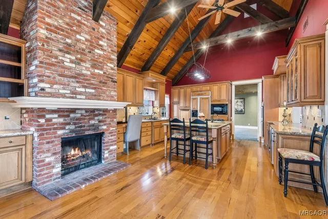 $949,000 | 28070 West Shore Road, Lake Arrowhead, CA 92352