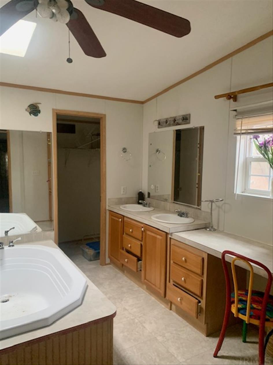 4366 McNeely Road Tennyson, IN 47637 - Photo 10 of 19 Gallery Image 10