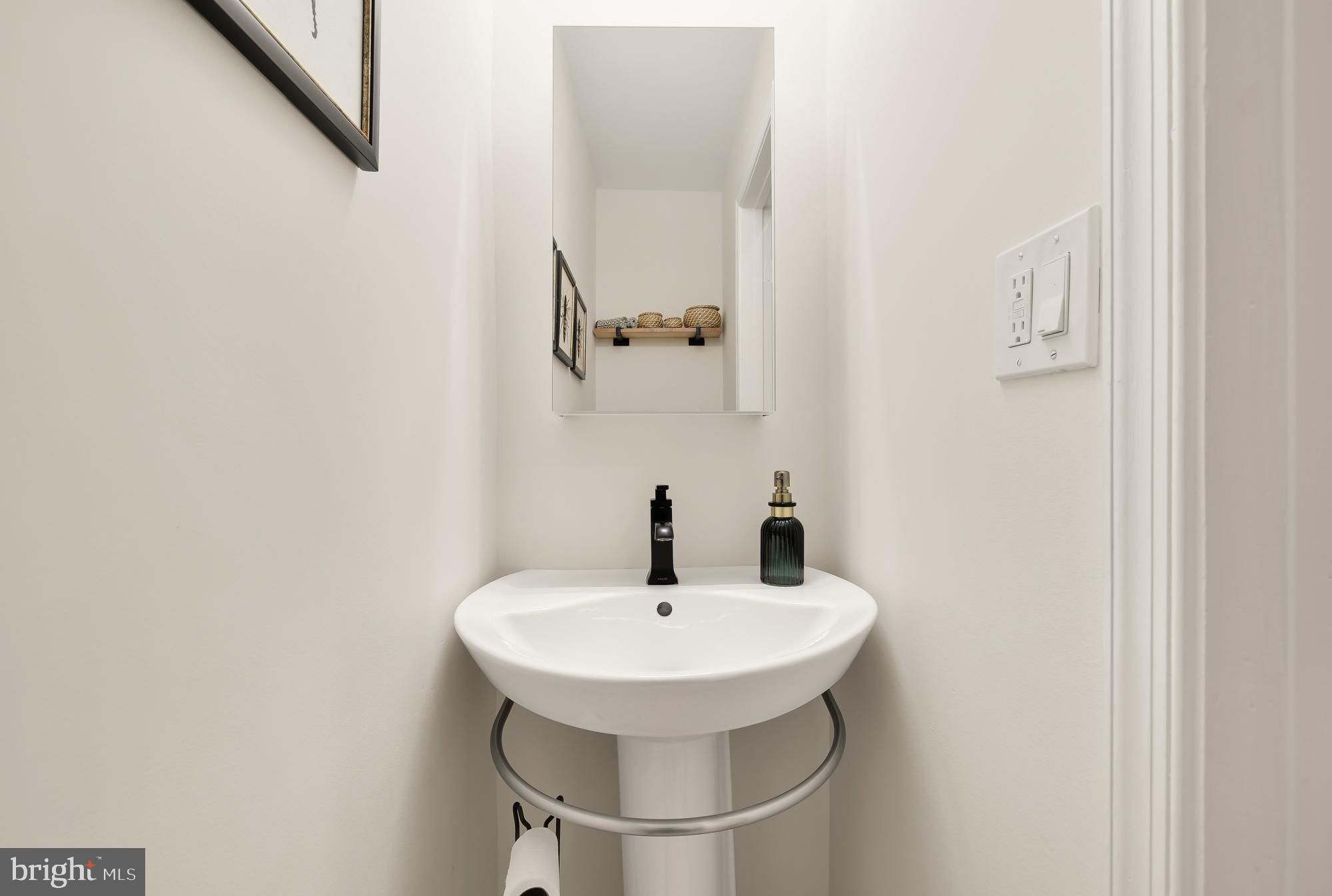 2921 Tilden Street Northwest Washington, DC 20008 - Photo 20 of 62