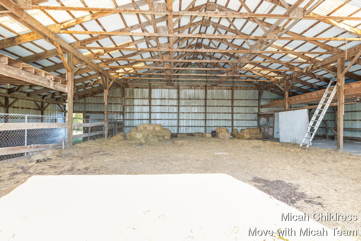 2249 North Canal Road Eaton Rapids, MI 48827 - Photo 29 of 37 2249-N-Canal_027