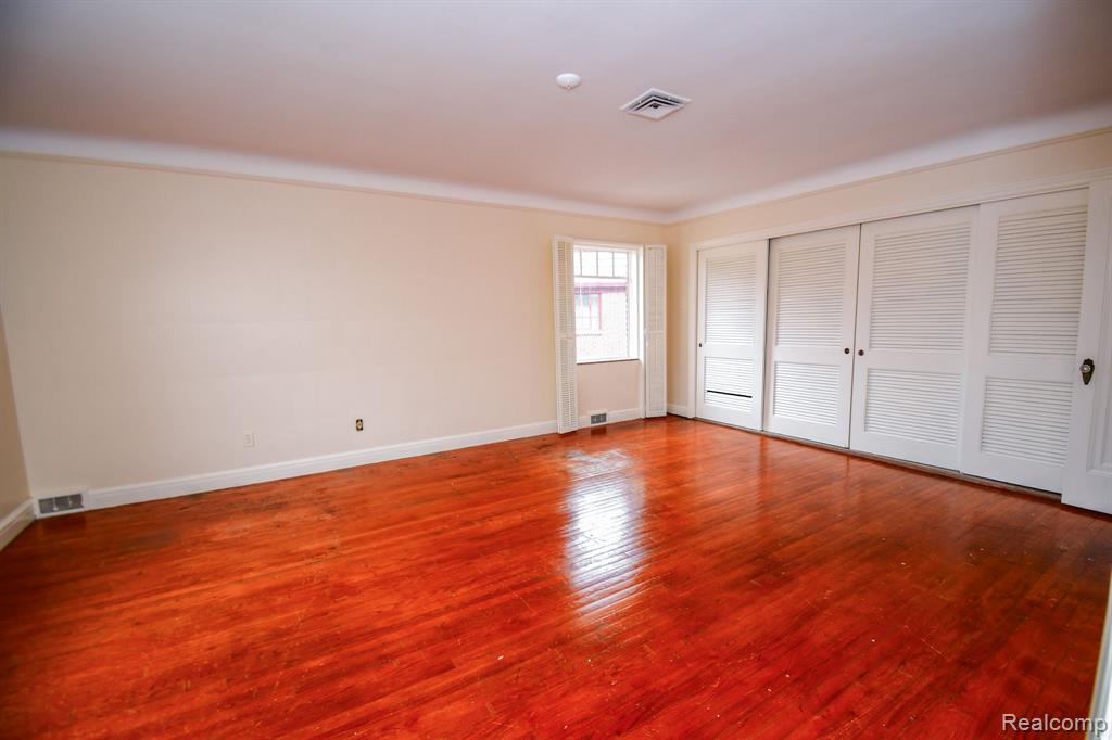 3545 Sherbourne Road Detroit, MI 48221 - Photo 18 of 36