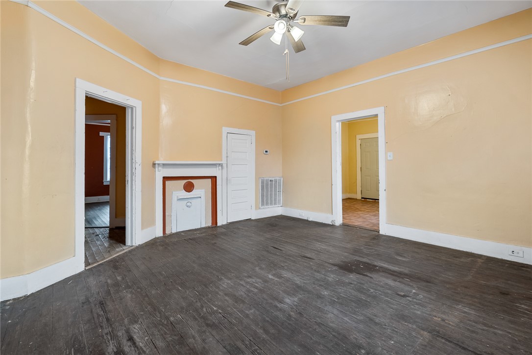 503 Hayes Street Anderson, SC 29624 - Photo 6 of 23 This bright living space features classic architectural details and abundant natural light.