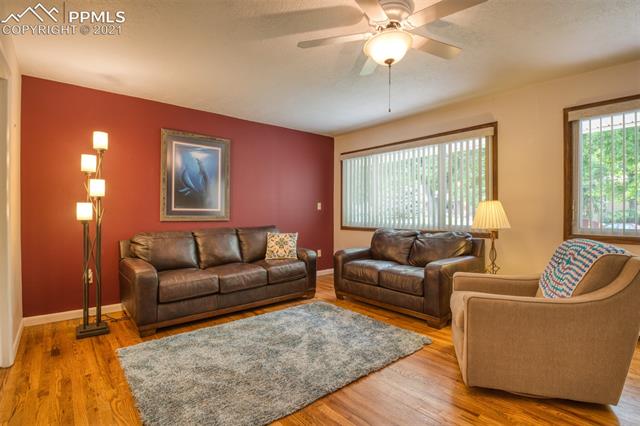 816 Valley Road Colorado Springs, CO 80904 - Photo 8 of 33