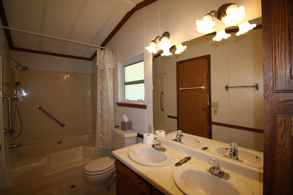 5 Anna Street Raynham, MA 02767 - Photo 19 of 29 Gallery Image 19