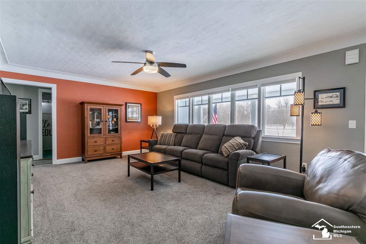 3495 Section Road Lambertville, MI 48144 - Photo 8 of 59