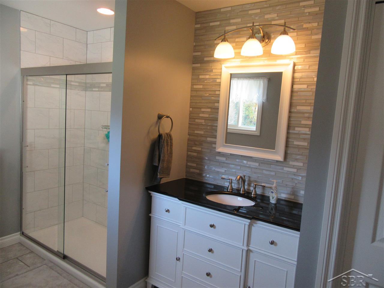 11424 Seymour Road Burt, MI 48417 - Photo 9 of 24 31267552-8.JPG