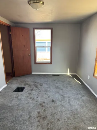$35,000 | 221 South Schrader Street, Havana, IL 62644