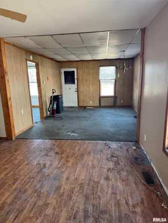 $35,000 | 221 South Schrader Street, Havana, IL 62644