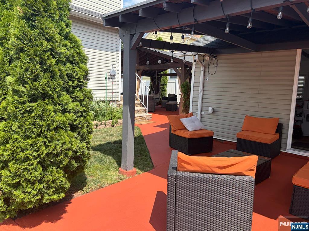 371 Simons Avenue Hackensack, NJ 07601 - Photo 12 of 23