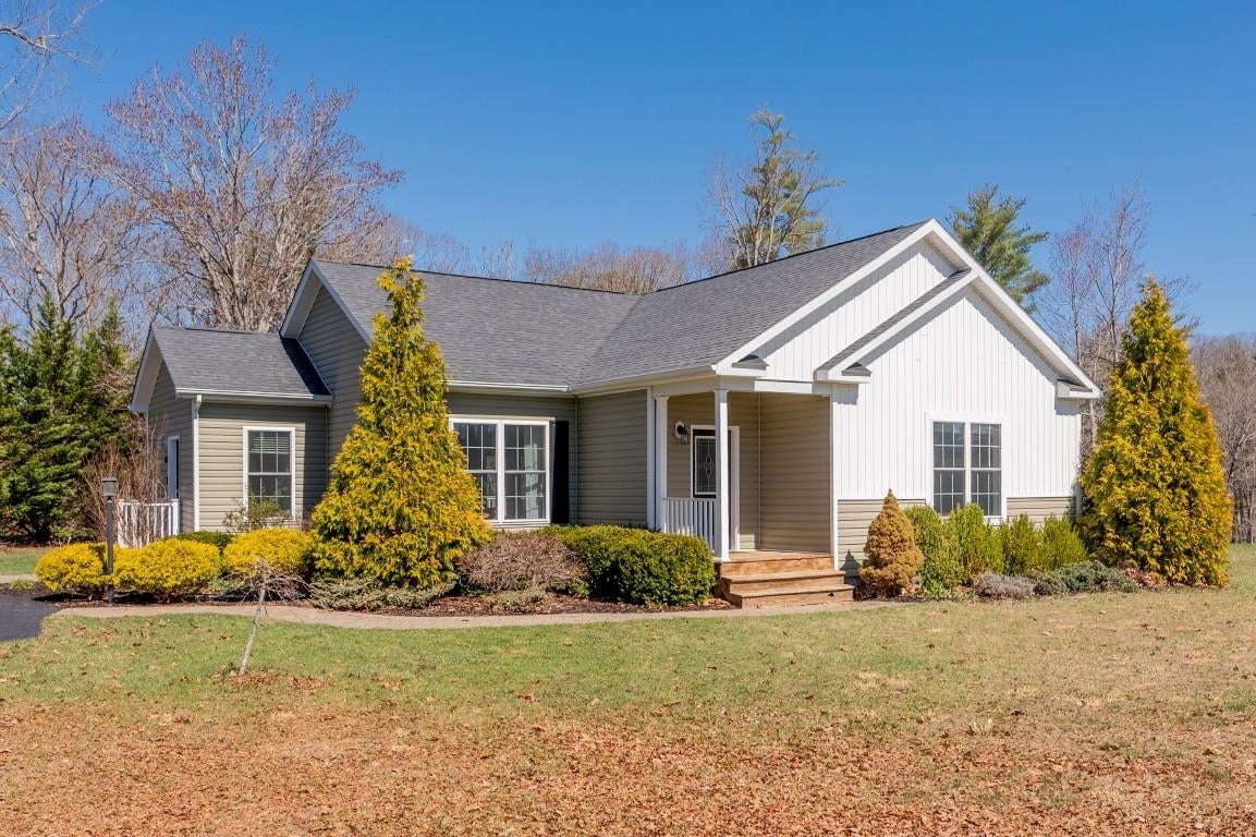 4555 Old Stage Road Radford, VA 24141 - Photo 1 of 60 Gallery Image 1