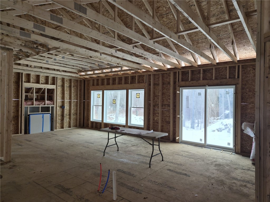 7078 Ontario Center Road Ontario, NY 14519 - Photo 2 of 7 great room