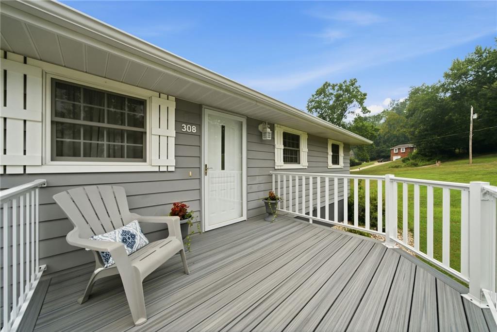 308 Maple Road Pittsburgh, PA 15239 - Photo 3 of 47 Gallery Image 3