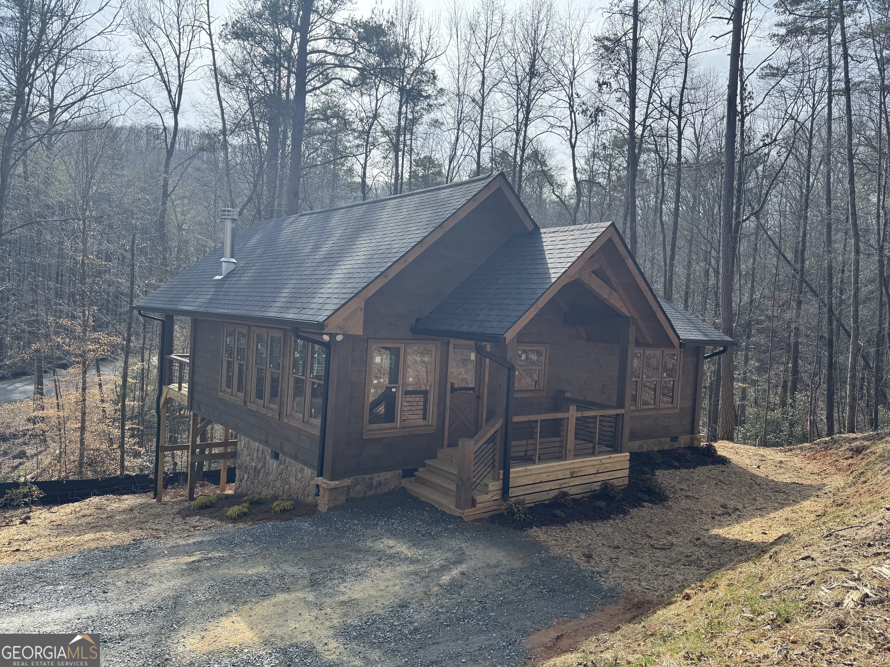 639 Moreland Drive Blue Ridge, GA 30522 - Photo 5 of 24 a view of a house
