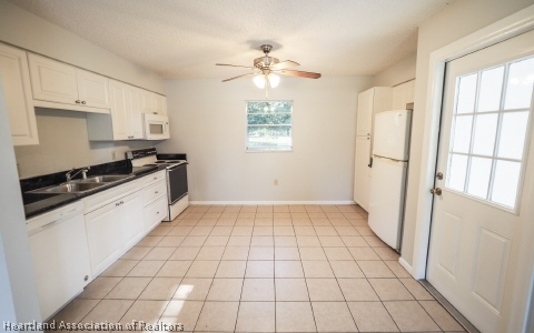1912 West Falcon Road Avon Park, FL 33825 - Photo 3 of 9 Gallery Image 3