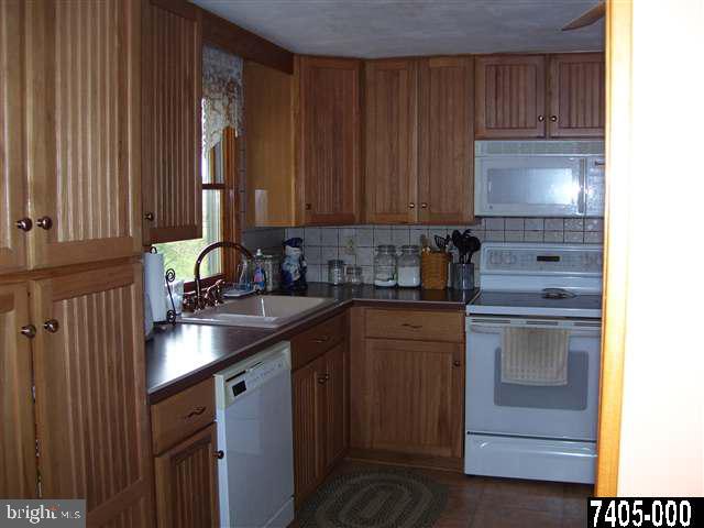 100 Manor Road Red Lion, PA 17356 - Photo 8 of 24 Gallery Image 8