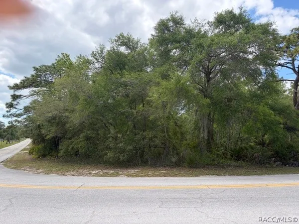 $350,000 | 3136-3234 North Holiday Drive, Crystal River, FL 34428