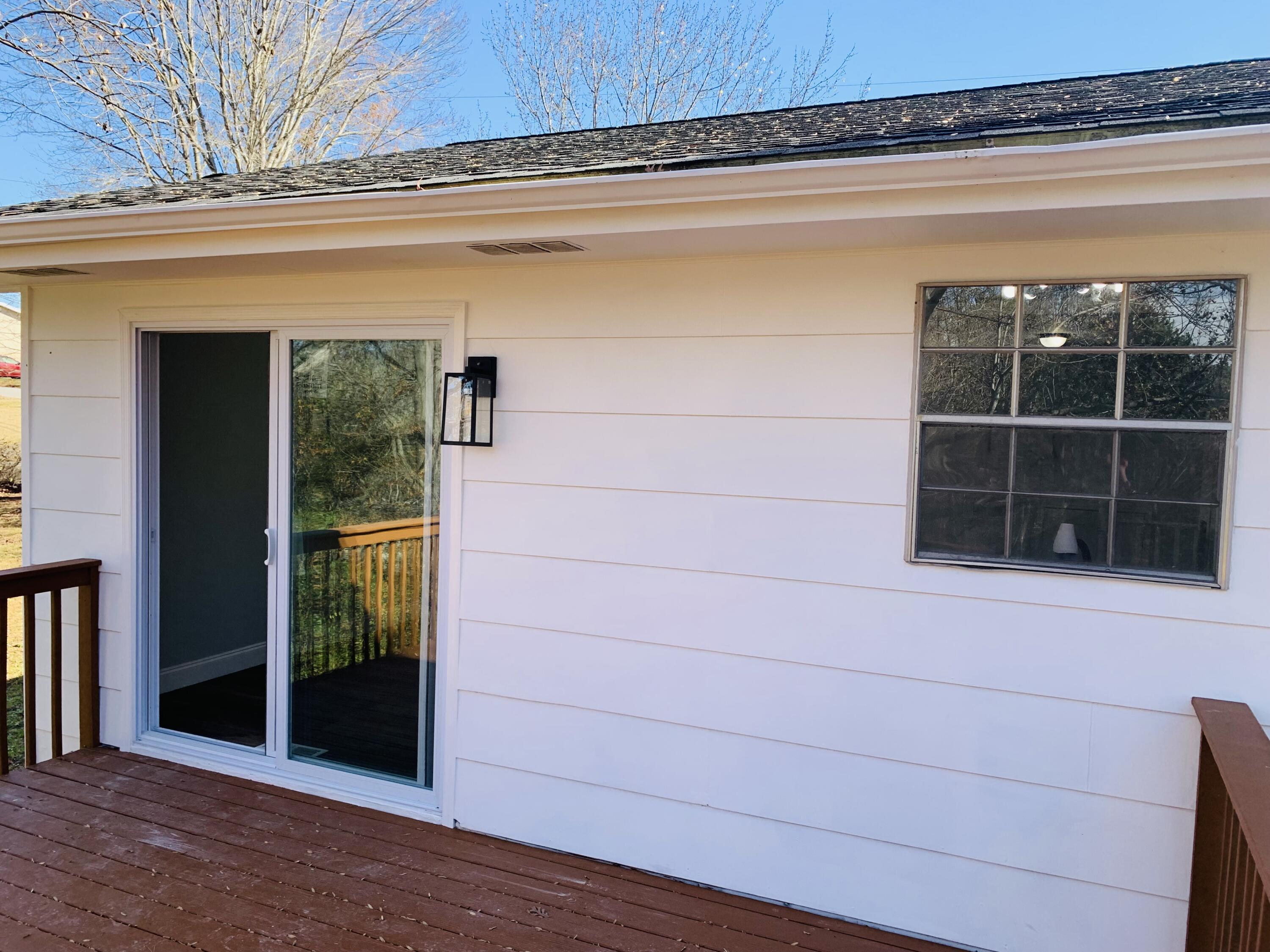 7133 Cane Hollow Road Hixson, TN 37343 - Photo 11 of 36 Back deck