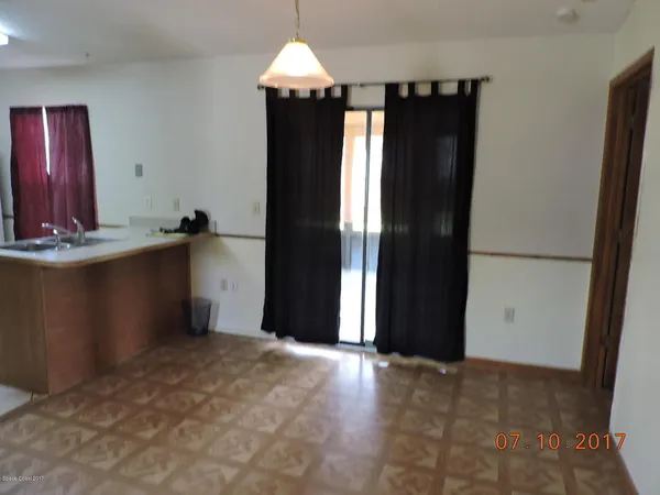 $1,800 | 272 High Road Northwest, Palm Bay, FL 32907