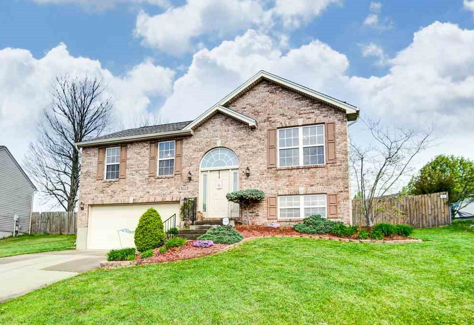 202 Alexis Circle Dry Ridge, KY 41035 - Photo 1 of 27 Gallery Image 1
