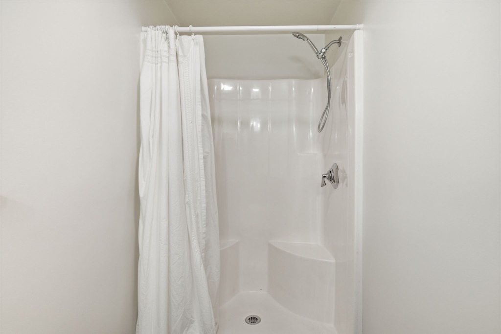 22 Rosedale Avenue Springfield, MA 01128 - Photo 26 of 36 Gallery Image 26