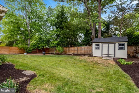$749,900 | 2106 Basset Street, Alexandria, VA 22308