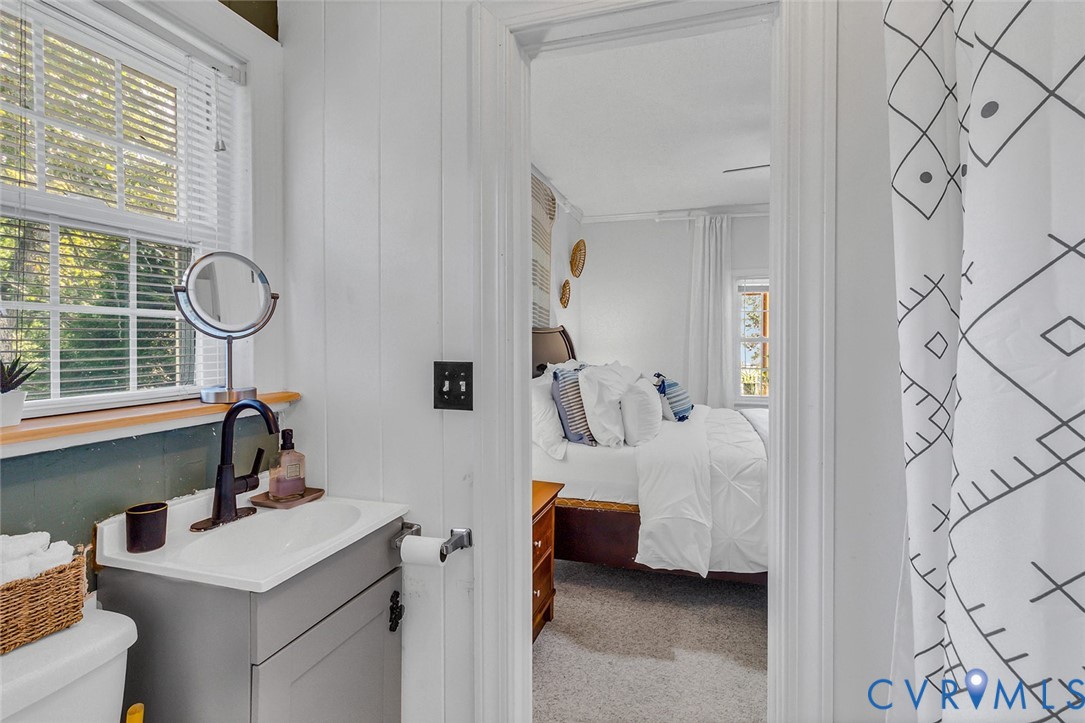 437 Plainview Road Kinsale, VA 22488 - Photo 24 of 50 a view of living room with furniture and windows