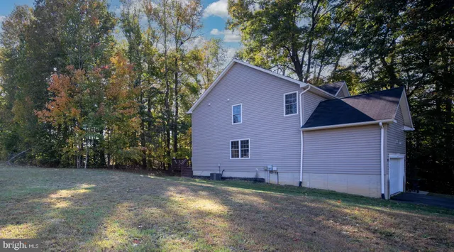 a front view of house with yard