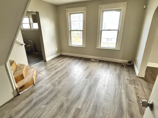 $2,100 | 1412 16th Street, North Chicago, IL 60064