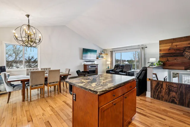 $410,000 | 11576 Bristol Road, Chisago City, MN 55013