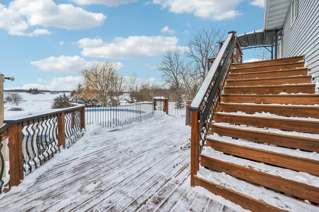 $410,000 | 11576 Bristol Road, Chisago City, MN 55013