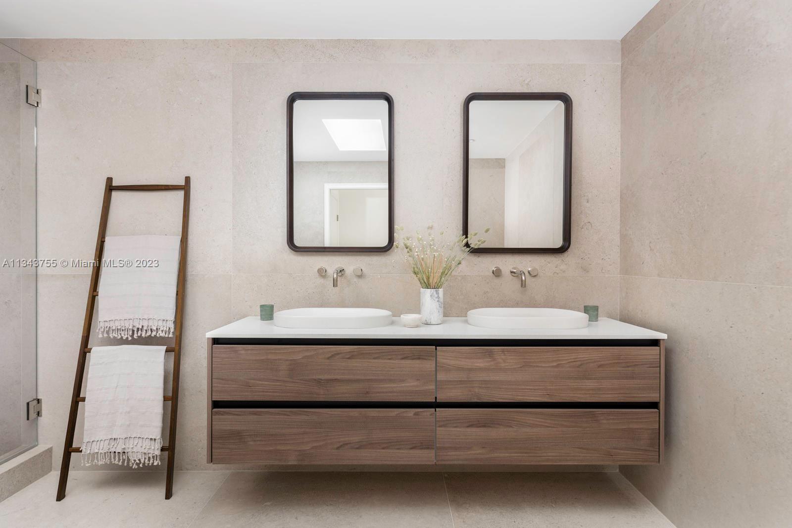 5514 Pine Tree Drive Miami Beach, FL 33140 - Photo 24 of 60