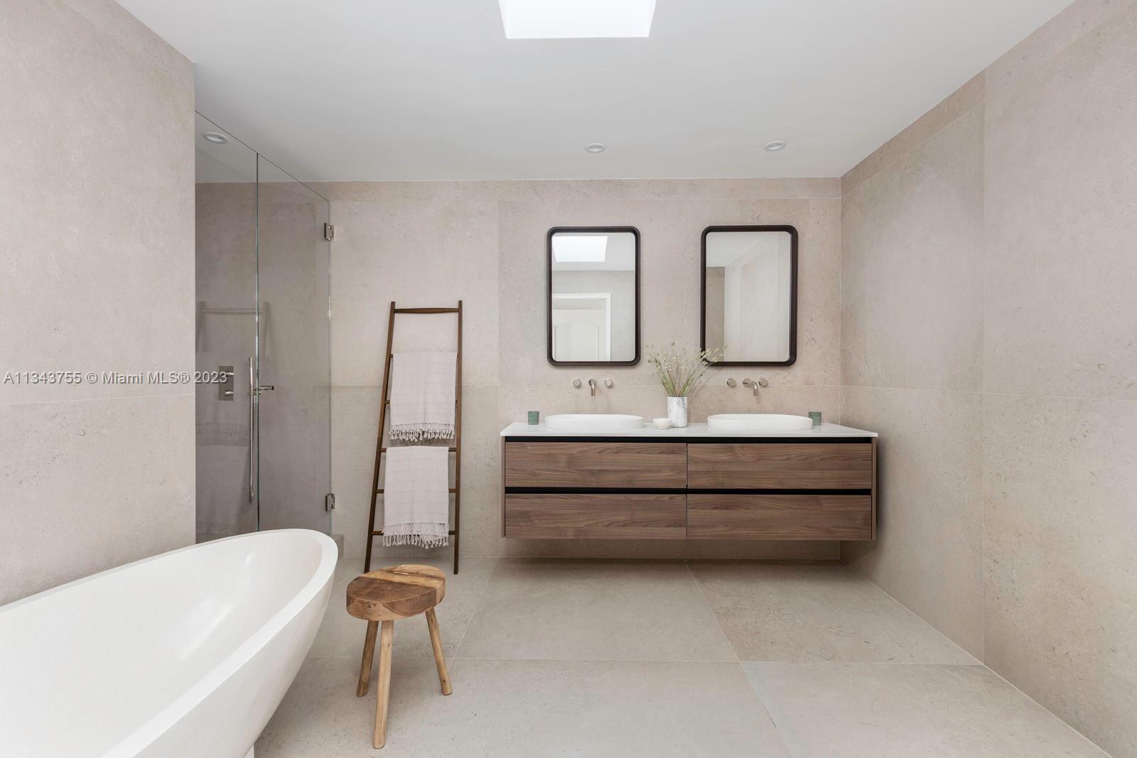 5514 Pine Tree Drive Miami Beach, FL 33140 - Photo 25 of 60