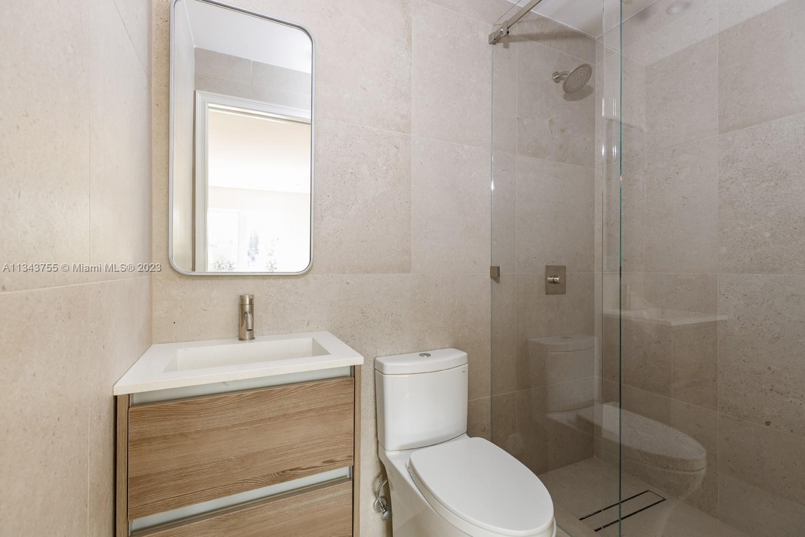 5514 Pine Tree Drive Miami Beach, FL 33140 - Photo 40 of 60