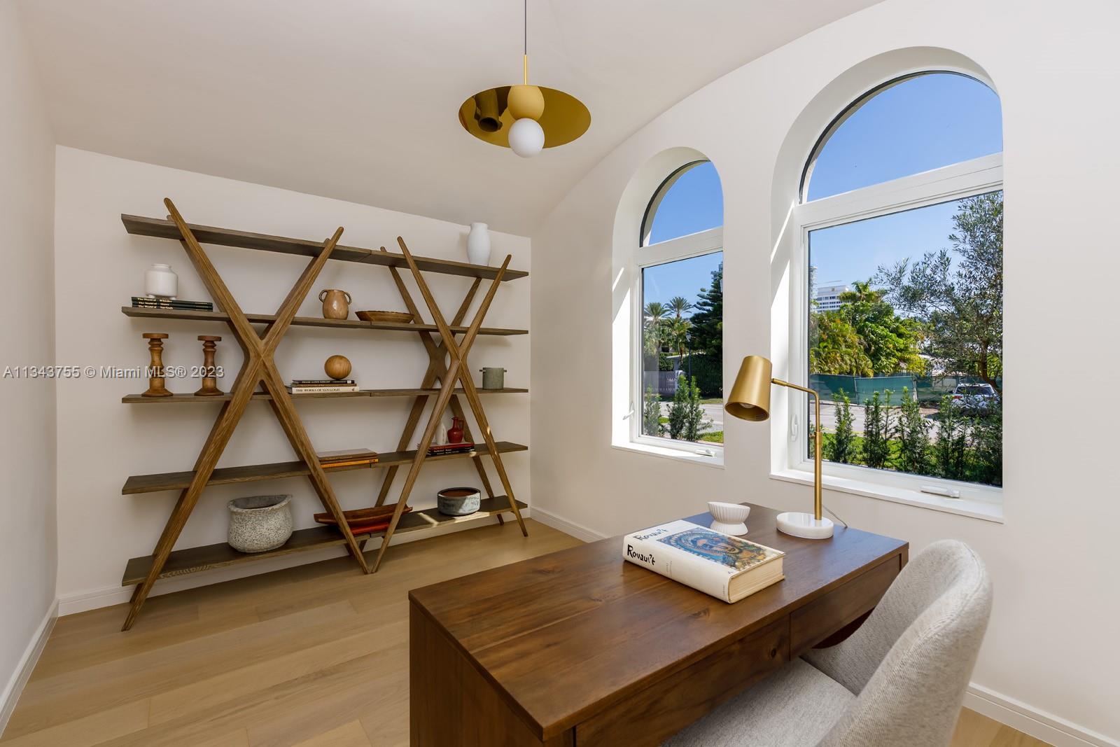 5514 Pine Tree Drive Miami Beach, FL 33140 - Photo 7 of 60