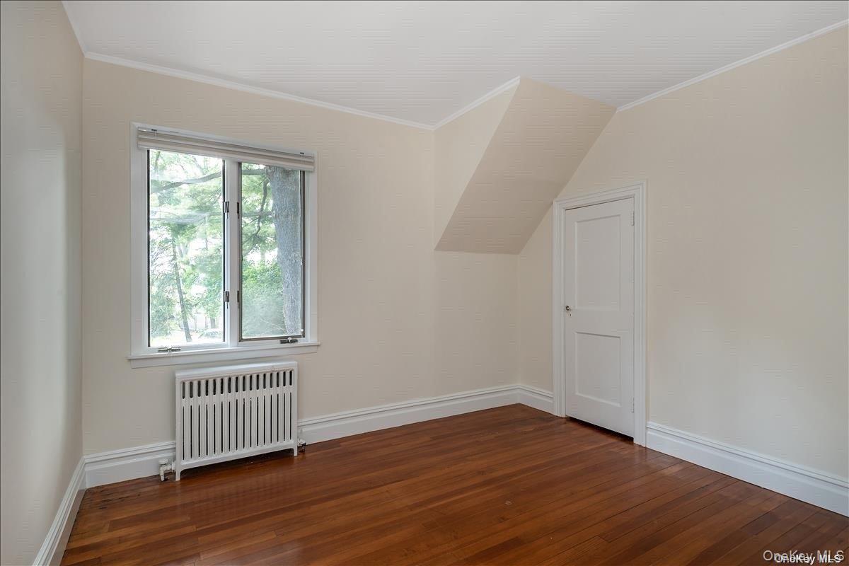10 Plum Beach Point Sands Point, NY 11050 - Photo 13 of 16 Bedroom