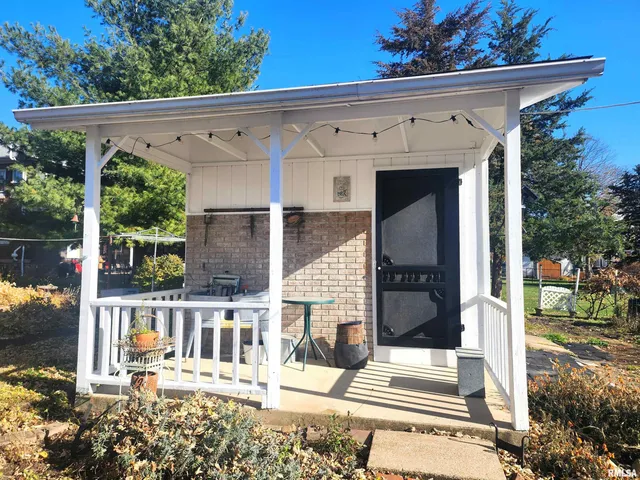 $189,000 | 122 West South Street, Geneseo, IL 61254