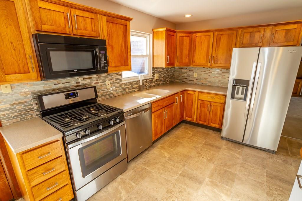 849 Canyon Road Indianapolis, IN 46217 - Photo 11 of 38 Gallery Image 11