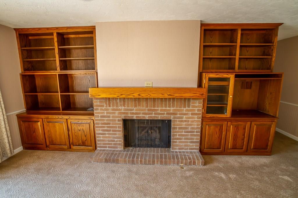 849 Canyon Road Indianapolis, IN 46217 - Photo 17 of 38 Gallery Image 17