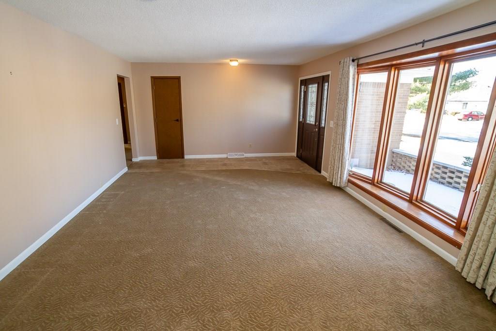849 Canyon Road Indianapolis, IN 46217 - Photo 10 of 38 Gallery Image 10