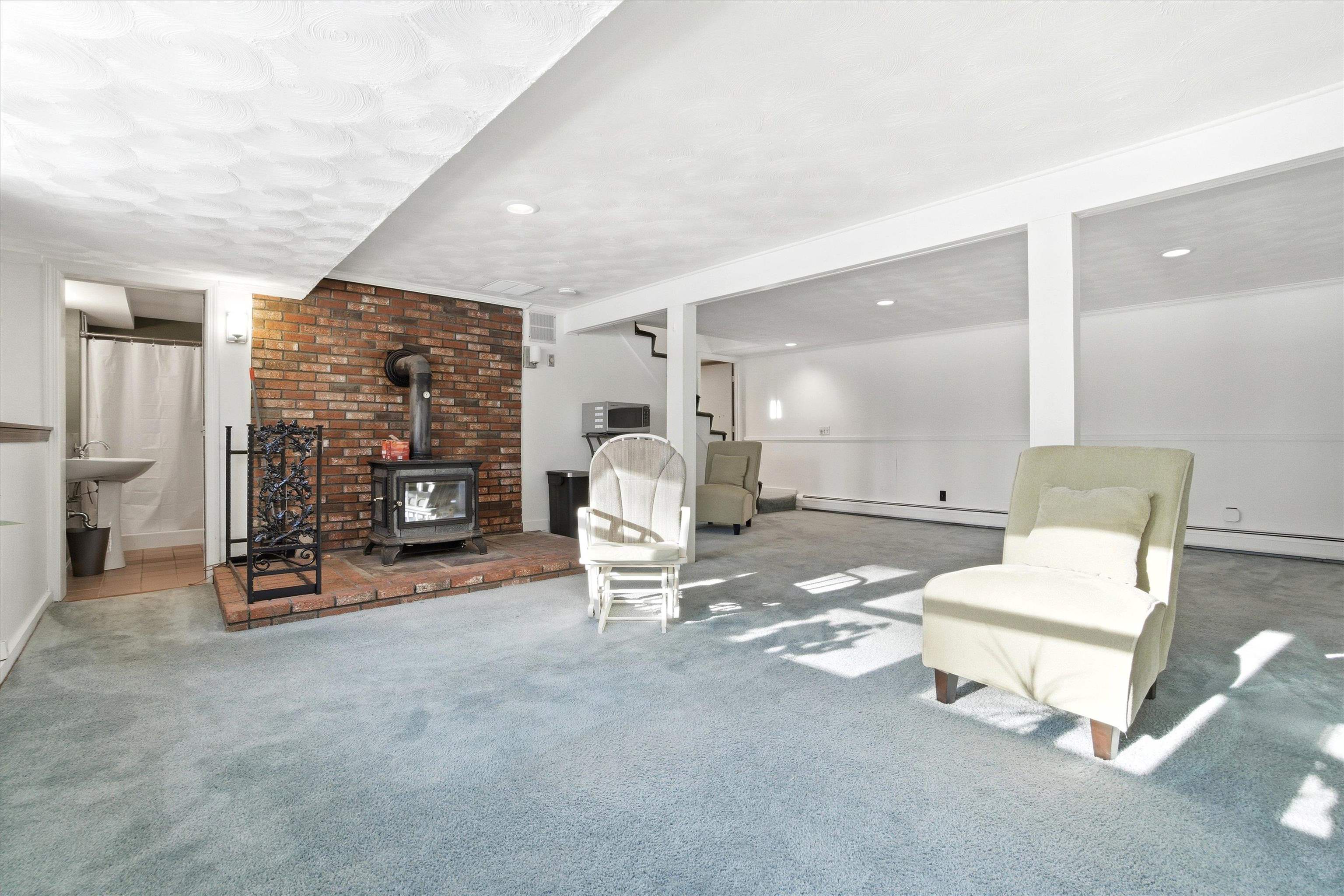 465 Clinton Street Concord, NH 03301 - Photo 26 of 50 Gallery Image 26