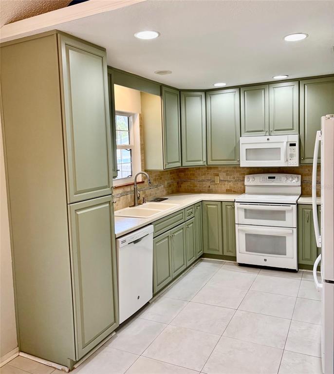 2720 Banyan Tree Drive Edgewater, FL 32141 - Photo 6 of 14