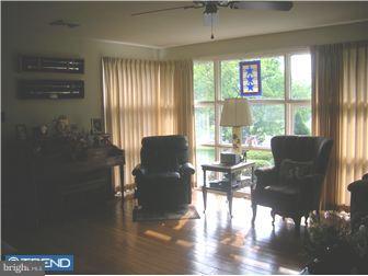 151 Moyer Road Chalfont, PA 18914 - Photo 3 of 11 Living Room