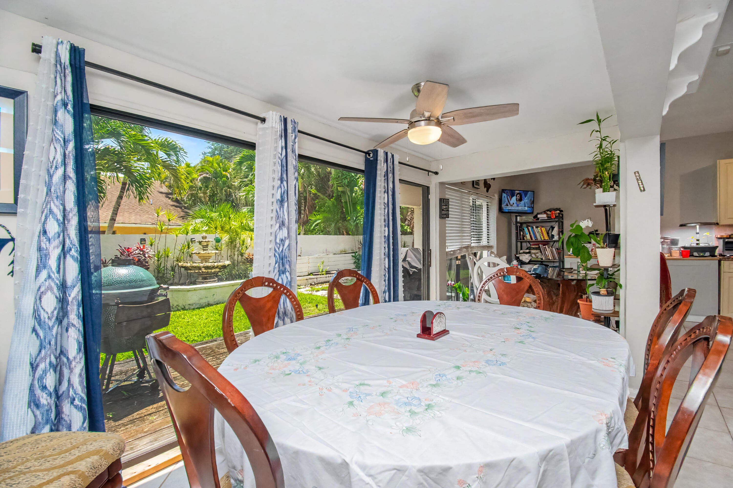 7678 Solimar Circle Boca Raton, FL 33433 - Photo 16 of 33 D1AAAE4B-3049-4719-B724-E20624735D9E