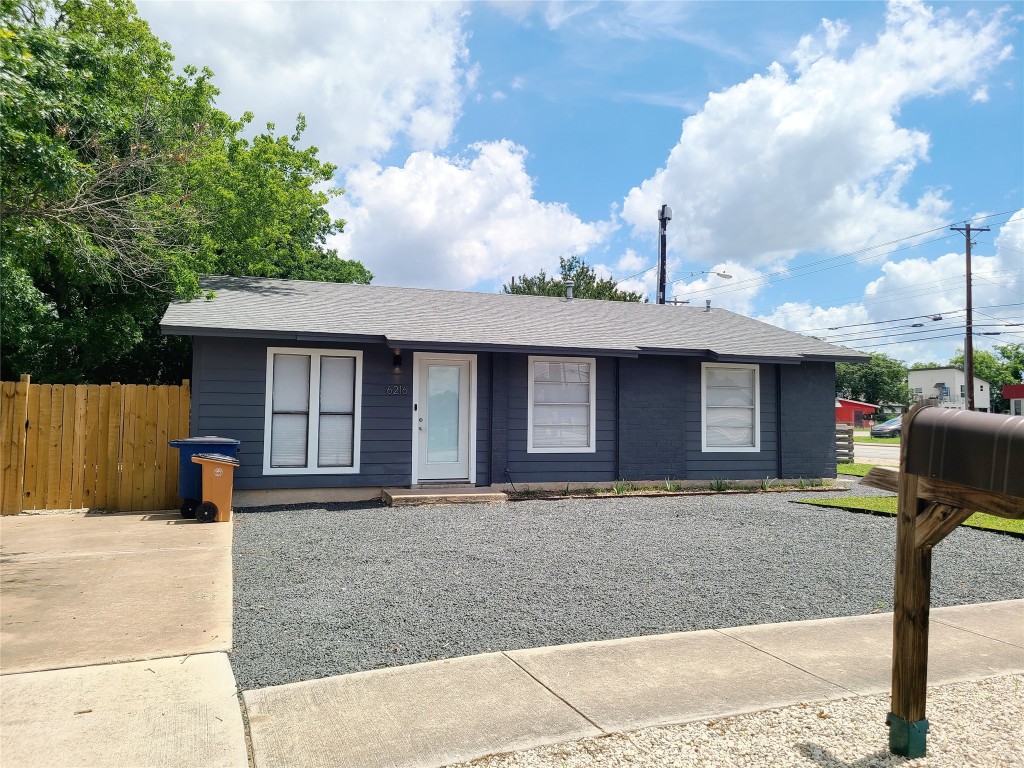 6216 Hogan Avenue Austin, TX 78741 - Photo 1 of 25 Front