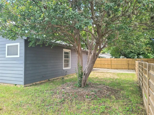 $1,700 | 6216 Hogan Avenue, Austin, TX 78741